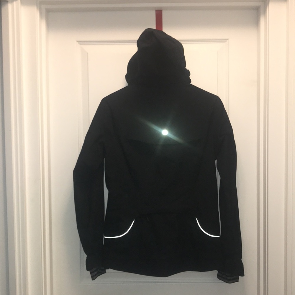 Lululemon Black Light Material Jacket - Picture 2 of 3